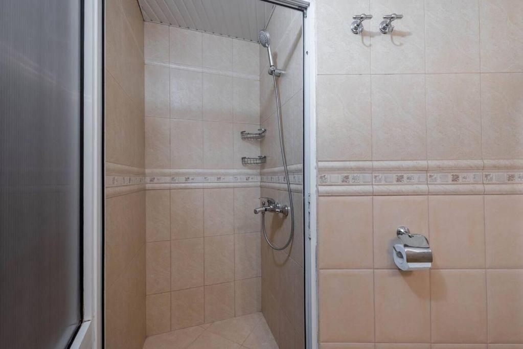 Vazov Residence , Two Bedroom Top Centre Apartment Варна Екстер'єр фото
