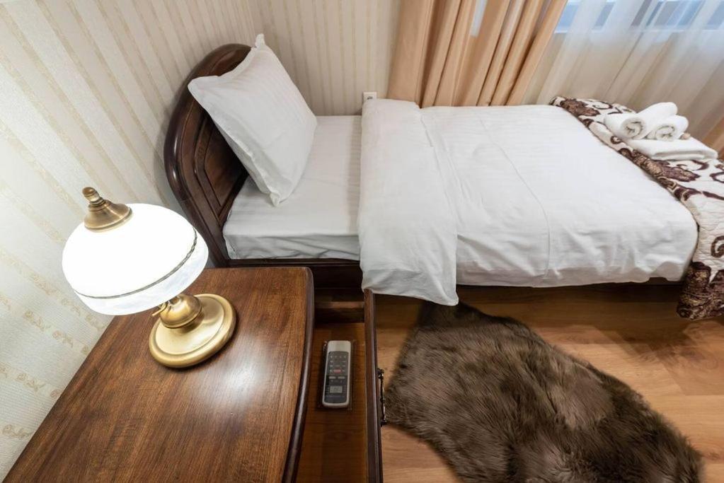 Vazov Residence , Two Bedroom Top Centre Apartment Варна Екстер'єр фото