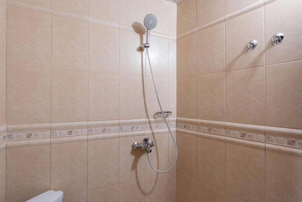 Vazov Residence , Two Bedroom Top Centre Apartment Варна Екстер'єр фото